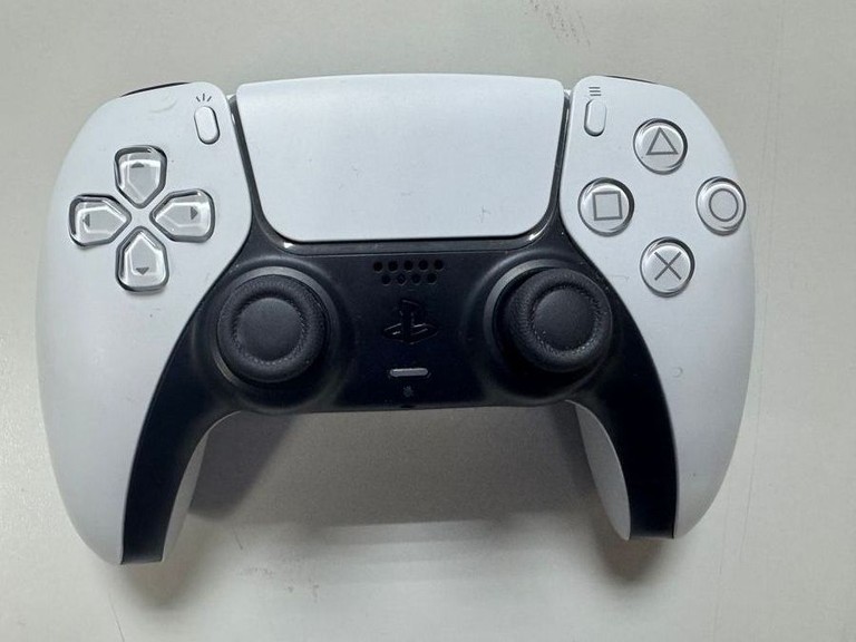 Купить Sony DualSense Black Б/У