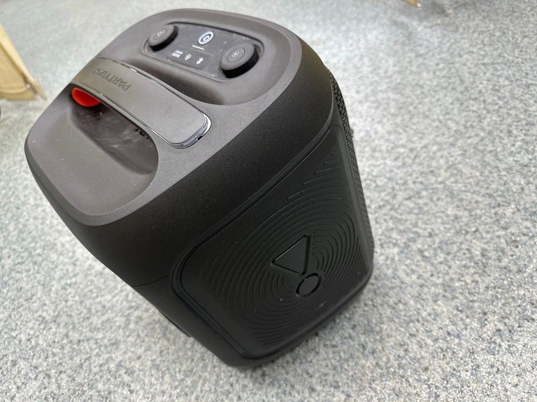 Распродажа Jbl partybox encore essential 2, продавец Техноскарб
