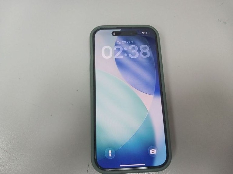 Купити Apple iPhone 15 128GB Green Б/У
