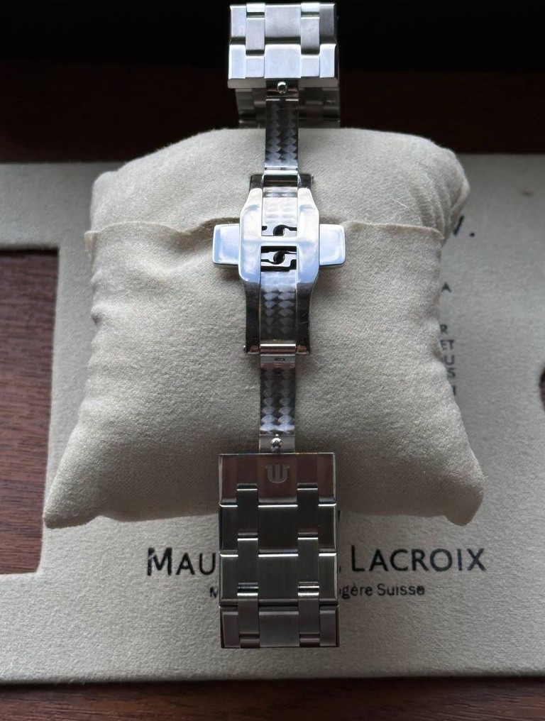 Maurice lacroix Aikon Chronograph AI6038-SS001-330-1 Код:null. Изображение 5