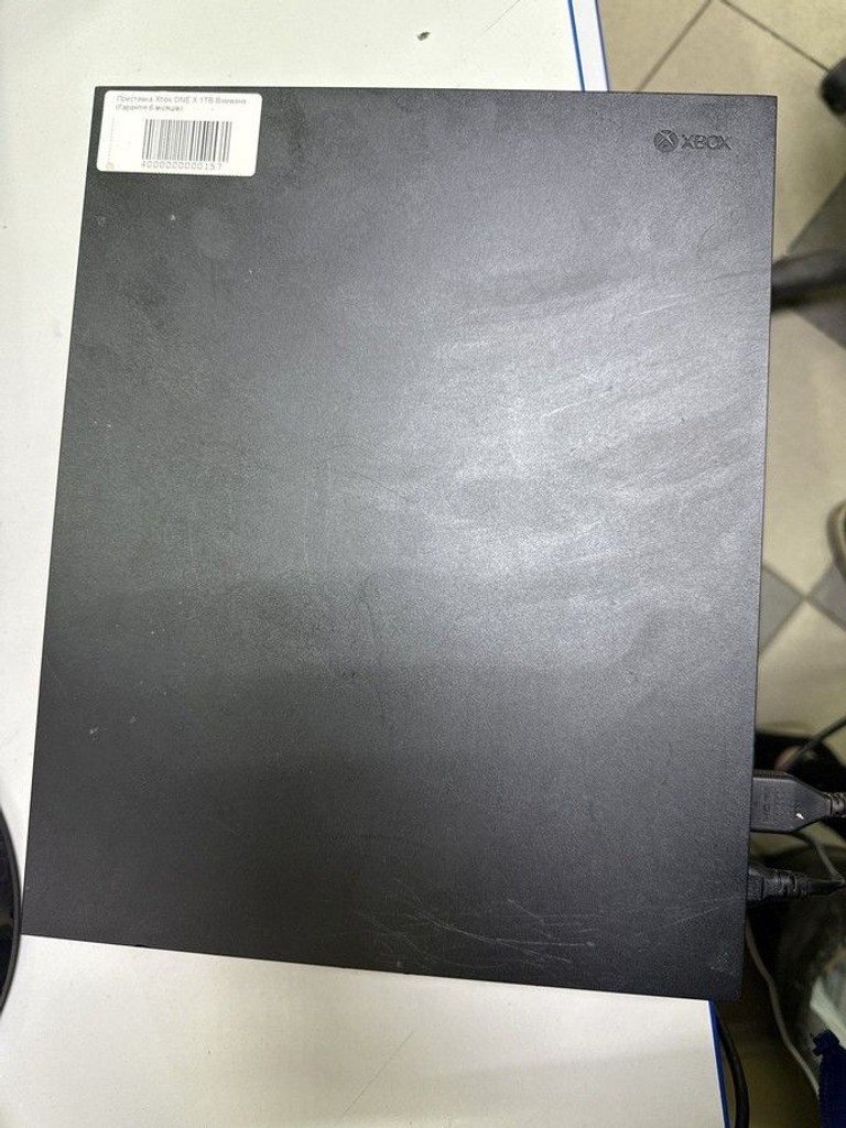 Купить Microsoft Xbox One X 1TB Б/У