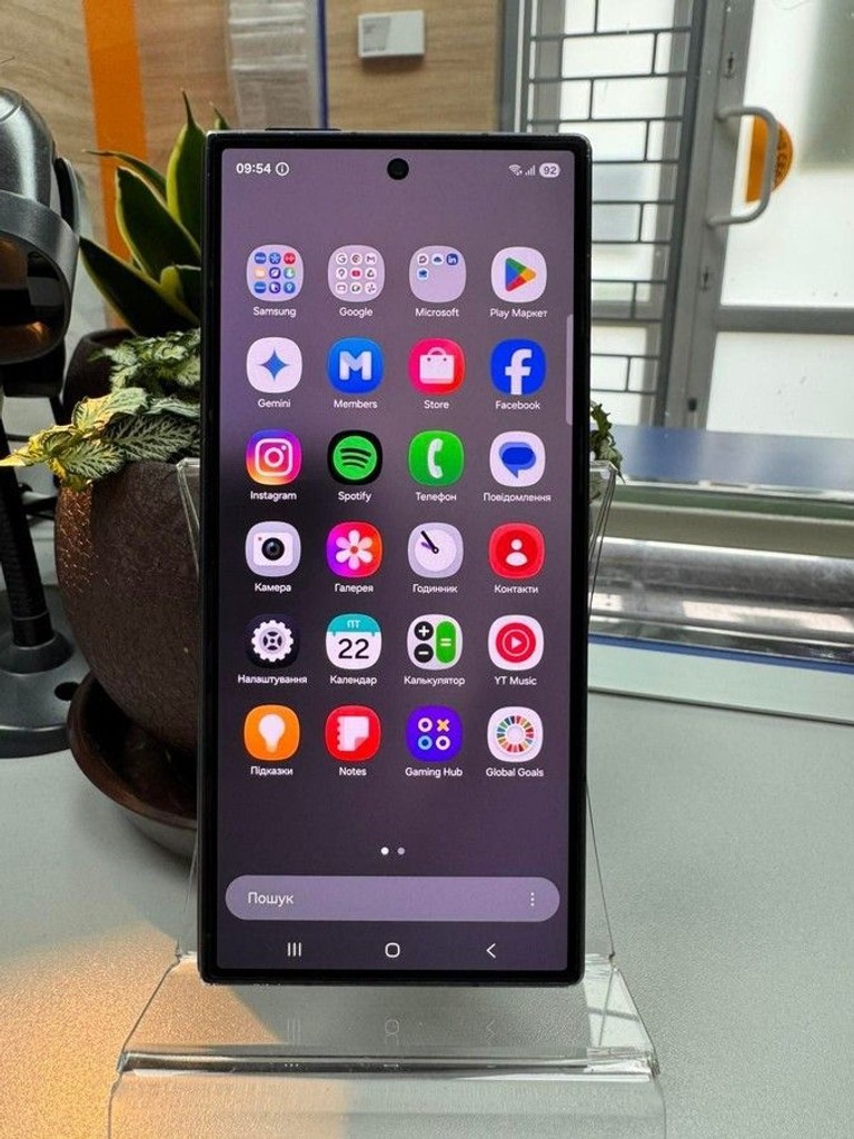 Оголошення Samsung galaxy fold7 12/512gb Б/У