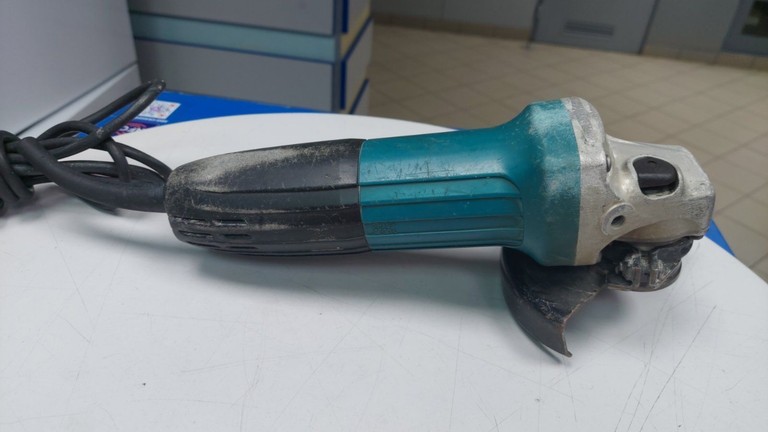 Оголошення Makita GA5030 Б/У