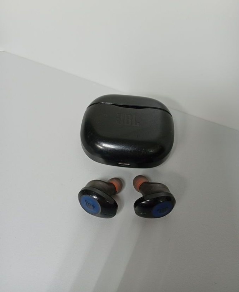Купить Jbl tune 125tws Б/У