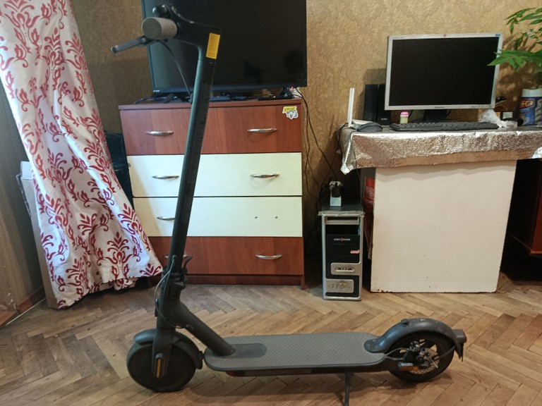 Дешево Xiaomi Mi Electric Scooter 1S з ломбарду
