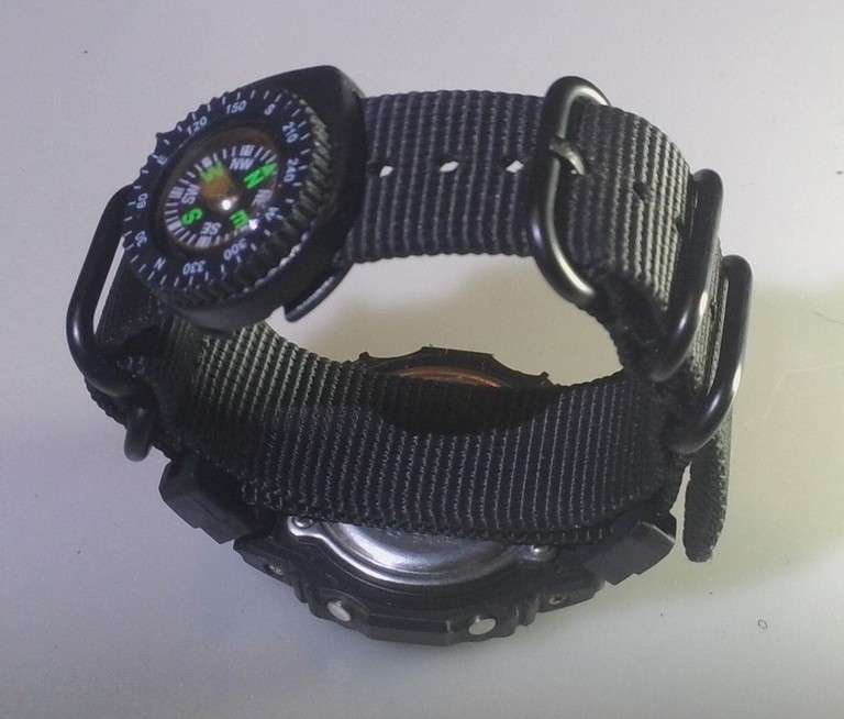 Дешево Casio G-Shock, нейлоновый з ломбарду