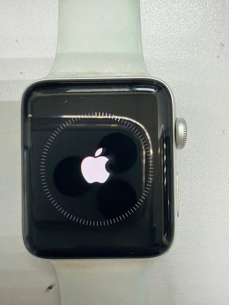 Оголошення Apple watch series 3 gps 42mm aluminium case a1859 Б/У