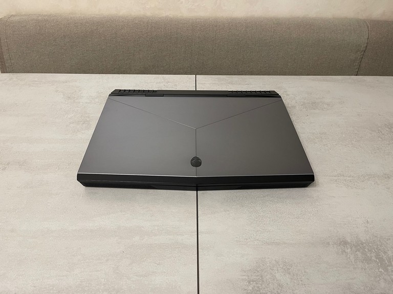 Dell Alienware 17 R5, 17.3" FHD Код:null. Зображення 6
