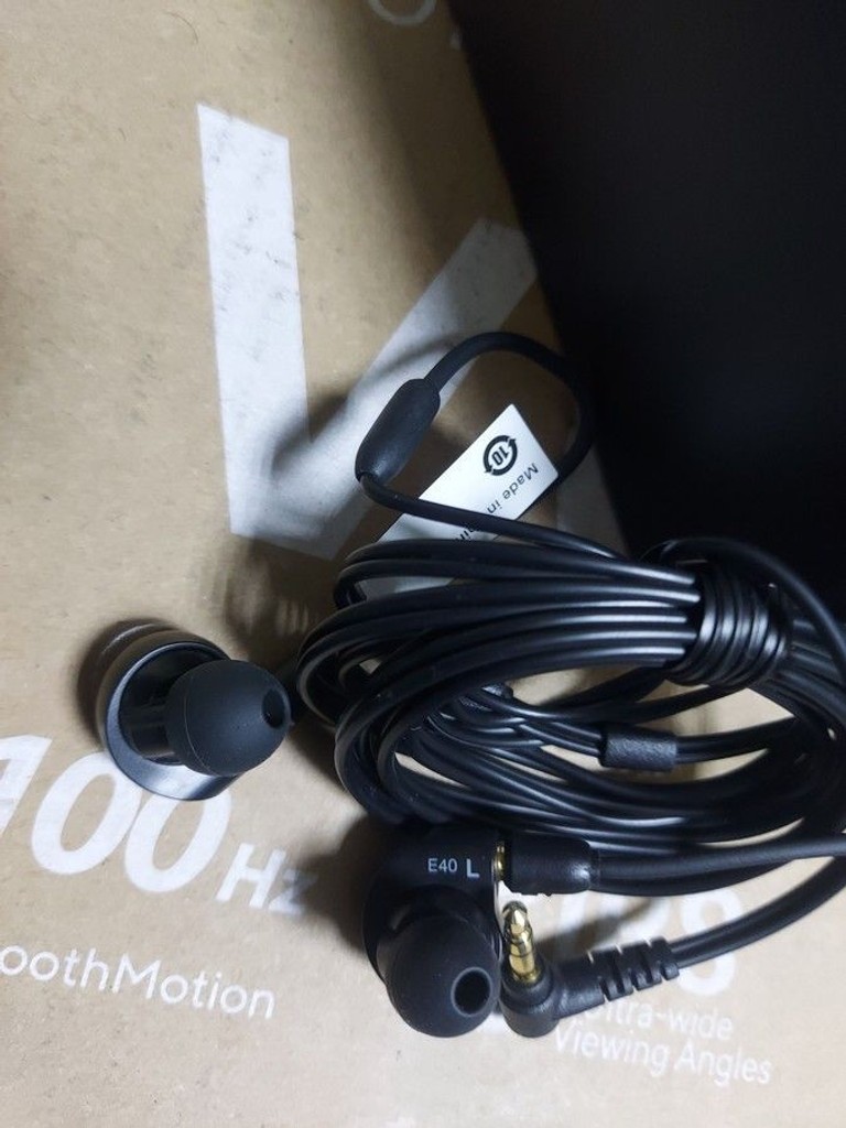 Дешево Audio-technica ATH-E40 з ломбарду