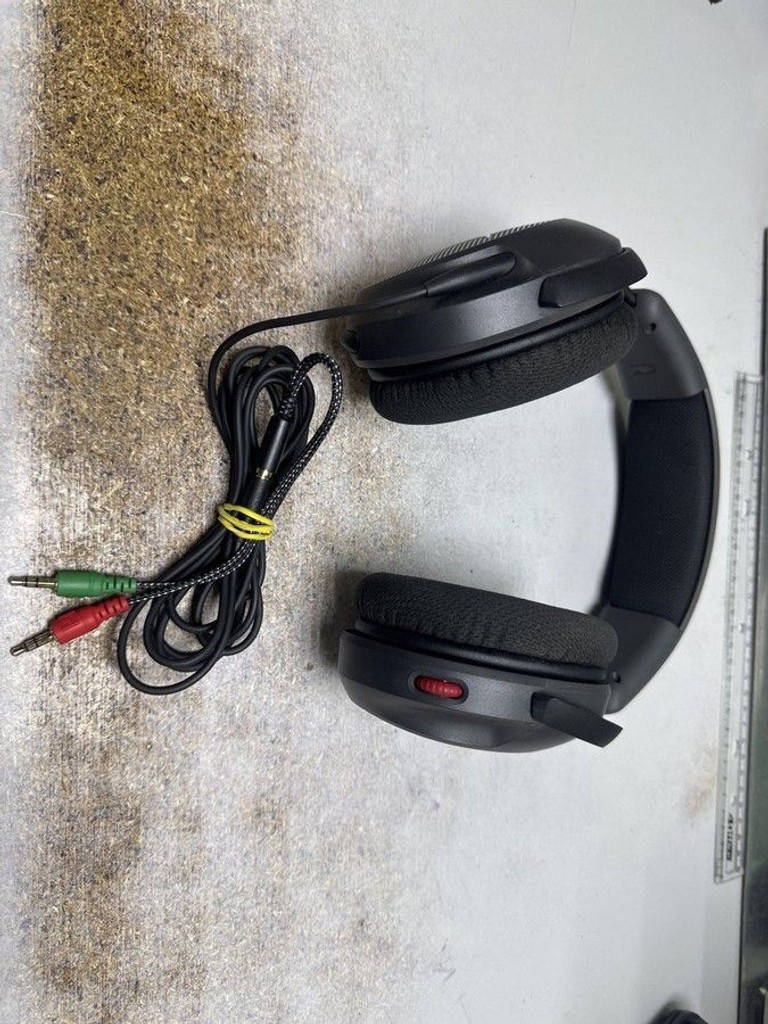 Оголошення Hyperx cloud stinger 2 core wired Б/У