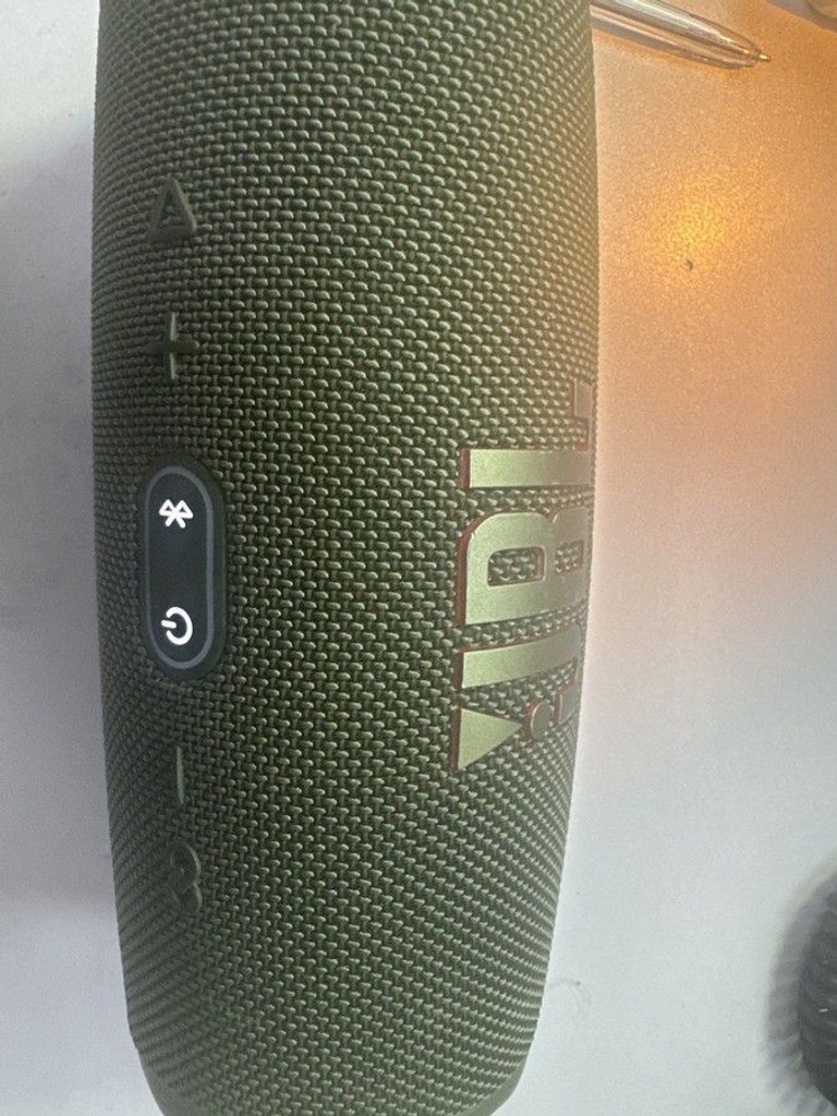 Купити Jbl charge 5 Б/У