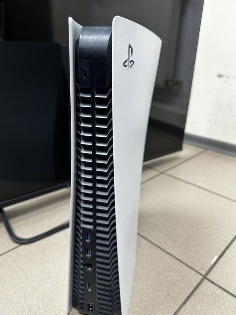 Оголошення Sony PlayStation 5 825GB Б/У