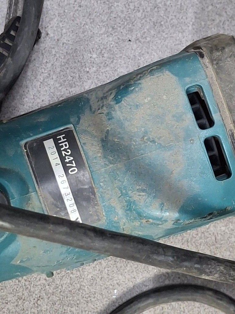 Оголошення Makita HR2470 Б/У