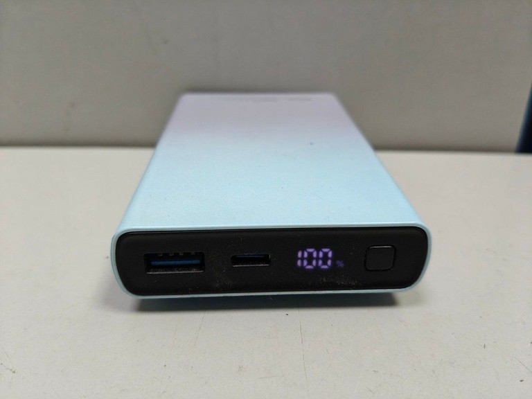 Дешево Proove hyper flux plus 22.5w 10000mah з ломбарду