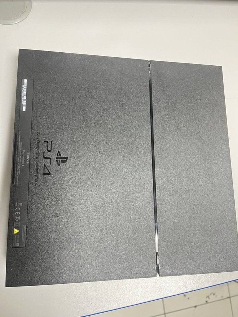 Дешево Sony playstation 4 1tb з ломбарду