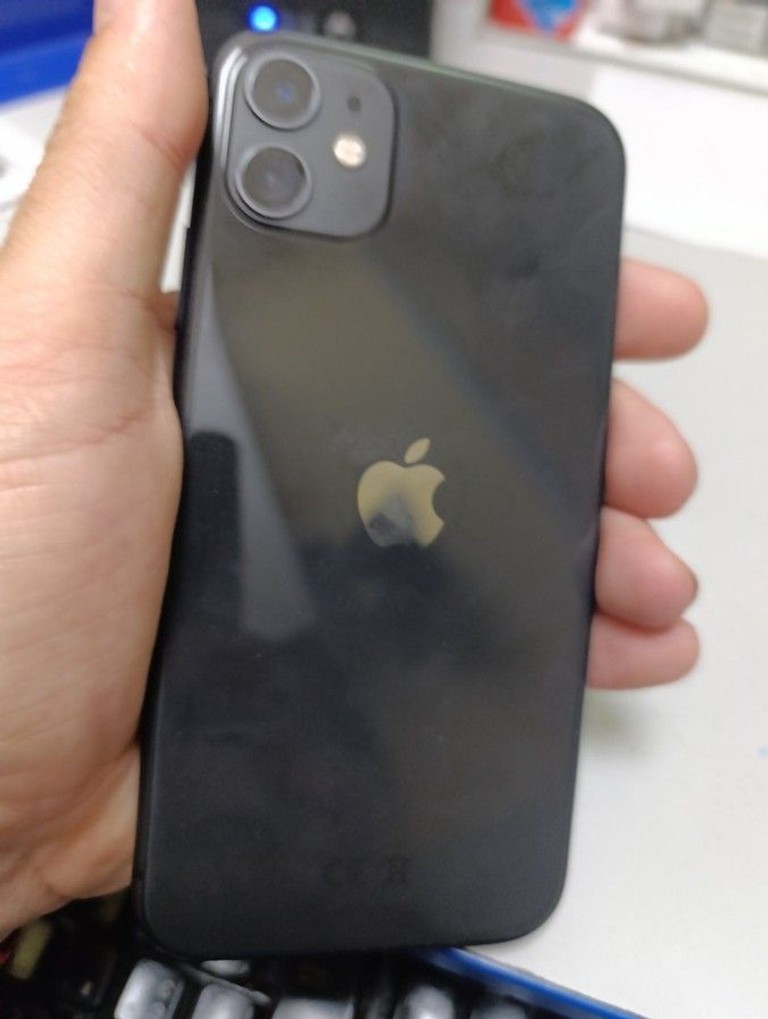 Дешево Apple iphone 11 64gb з ломбарду