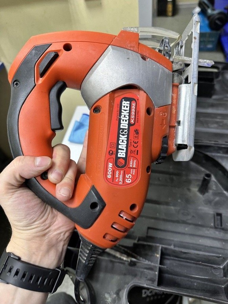 Дешиво Black&Decker ks999e с ломбарда