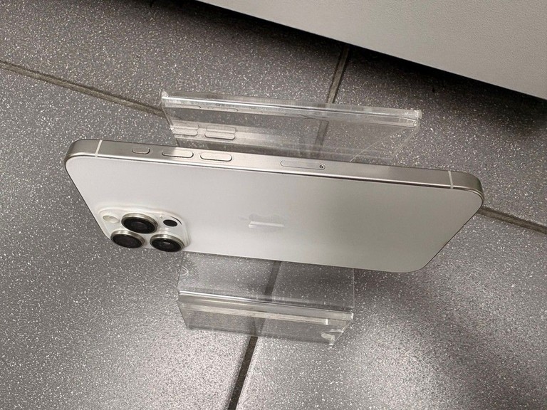 Apple iphone 15 pro max 256gb Код:01-201086027. Зображення 7