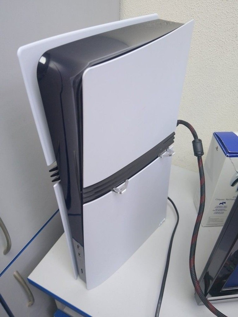 Оголошення Sony Playstation 5 Pro 2TB Б/У