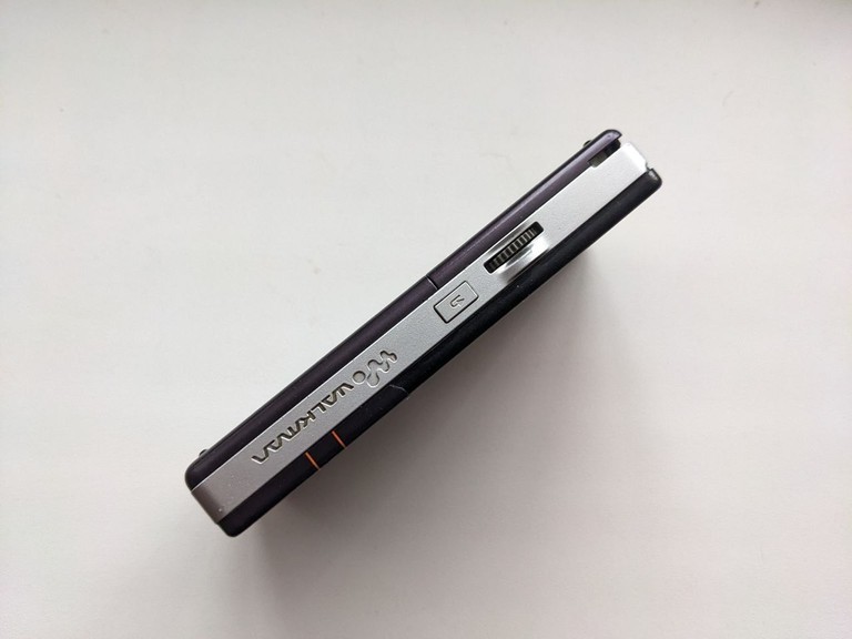 Sony Ericsson W950i Код:null. Изображение 5