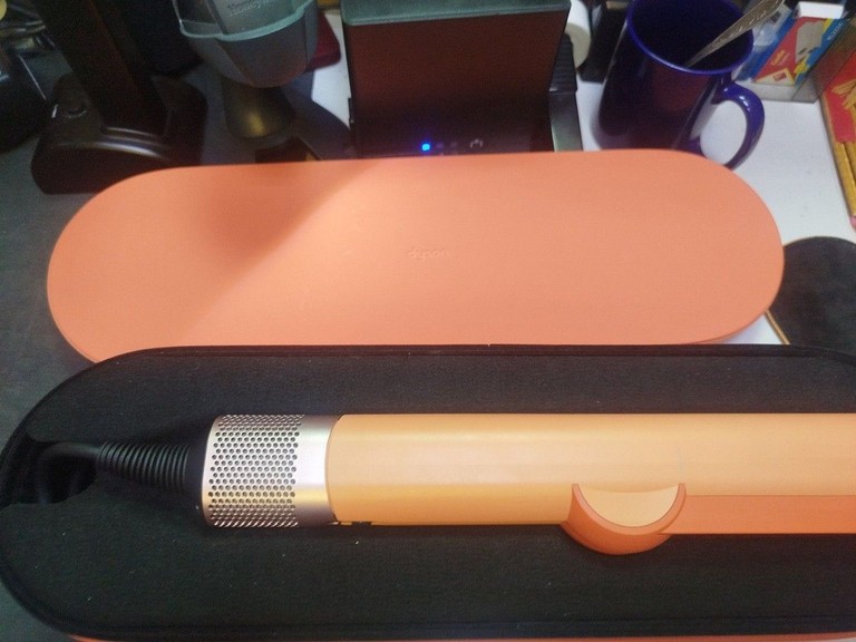 Объявление Dyson airstrait ht01 Б/У