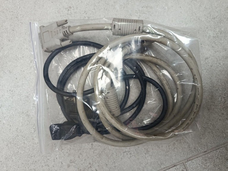 Дешево Philips 196v3l з ломбарду