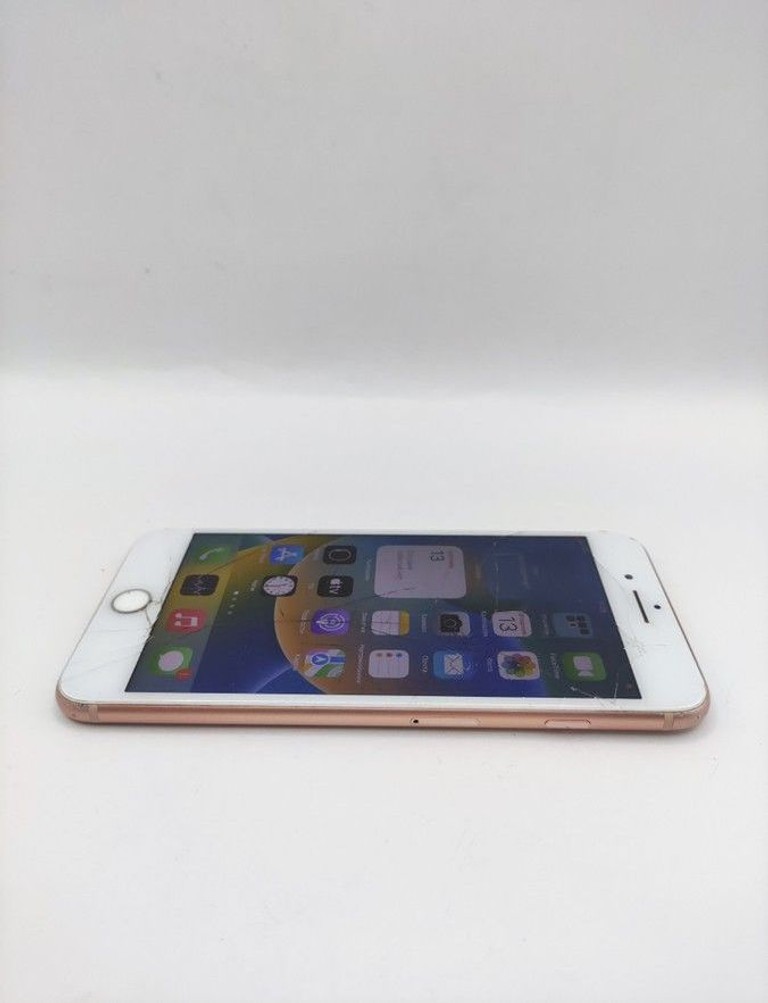 Apple iphone 8 plus 256gb Код:01-201159671. Зображення 10