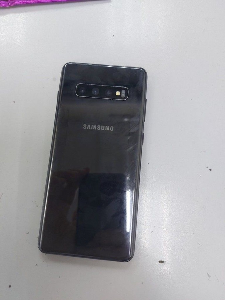 Дешиво Samsung galaxy s10 plus g975f/ds 8/128gb с ломбарда