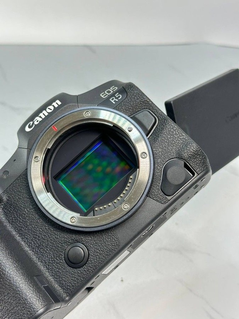 Canon eos r5 body Код:01-201108404. Изображение 9