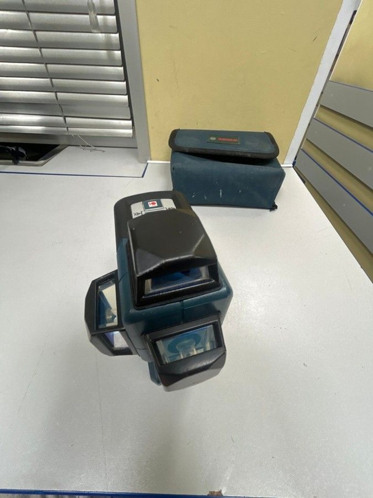 Дешево Bosch gll 3-80p professional з ломбарду