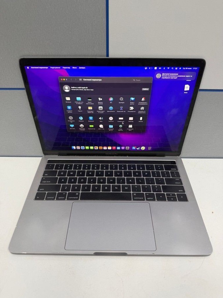 Купить Apple macbook pro a1706 13,3" core i5 2,9ghz/ram8gb/ssd256gb/intel iris graphics 550 Б/У