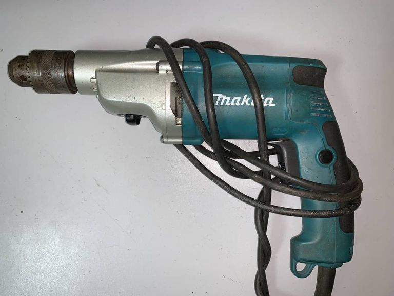 Makita DP4010