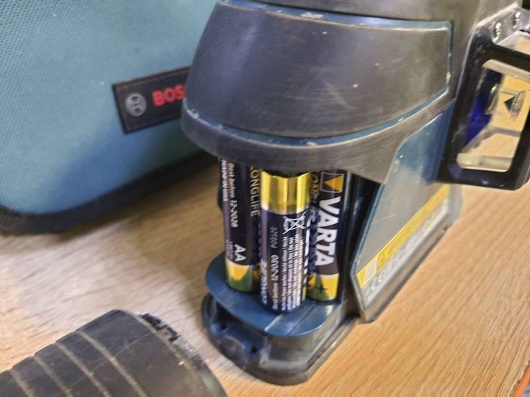 Купить Bosch gll 3-80 professional Б/У