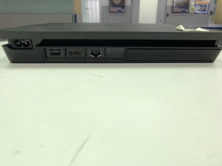 Sony ps 4 slim cuh-2216a 500gb