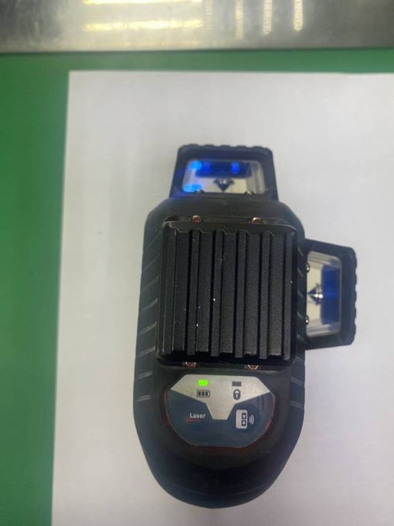 Дешиво Bosch gll 3-80 professional с ломбарда