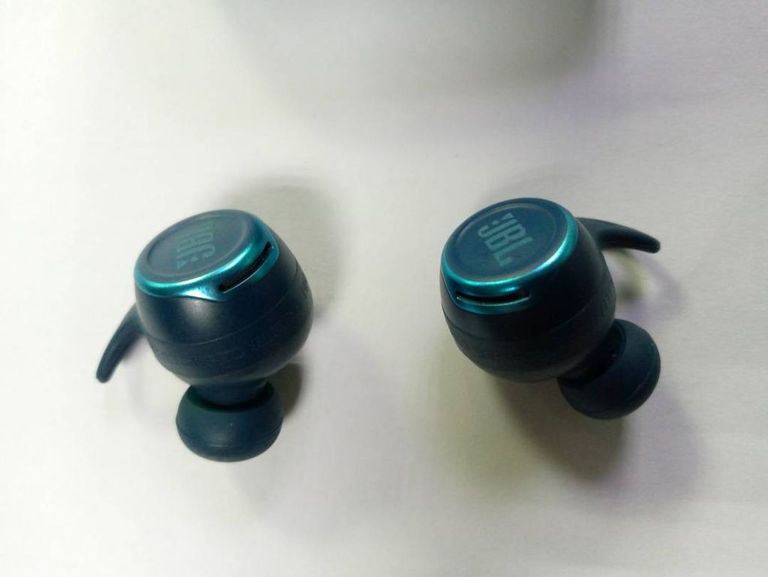 Розпродаж Jbl reflect flow, продавець Техноскарб