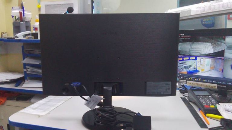 Оголошення Samsung ls22f350fhi Б/У