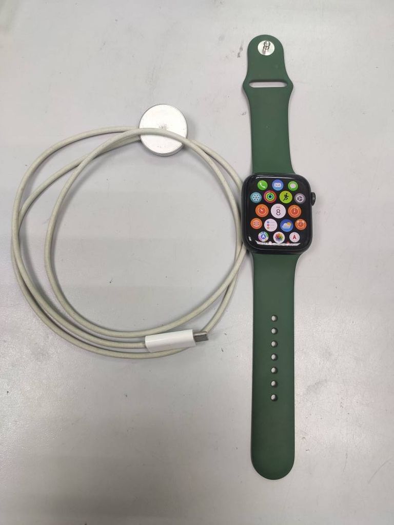 Apple watch series 7 gps 45mm aluminum case with sport band