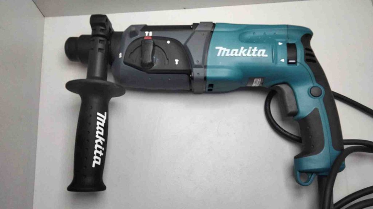 Оголошення Makita HR2470 Б/У