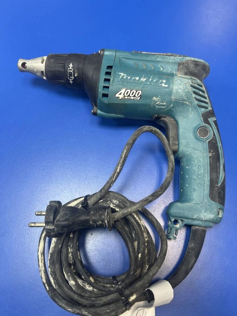 Оголошення Makita FS4000 Б/У