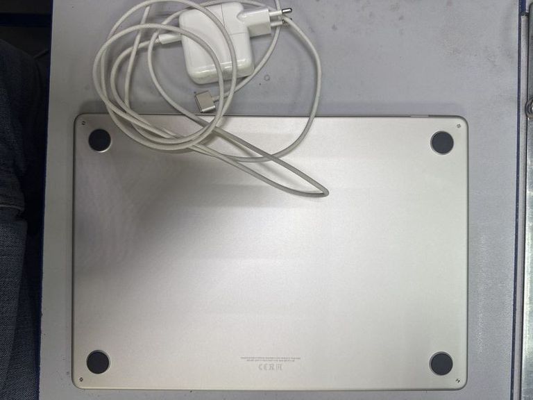 Распродажа Apple Macbook Air a2337/ m1 8-cores/ gpu 8-cores/ ram8gb/ ssd256gb/ retina, truetone, продавец Техноскарб