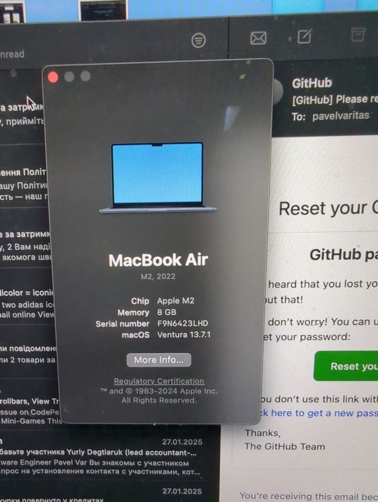 Дешиво Apple macbook air 13,6" m2 2022 с ломбарда