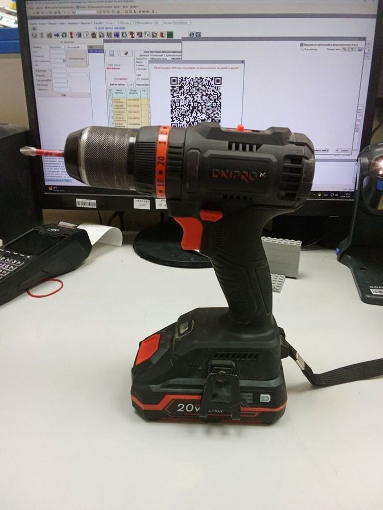 Объявление Dnipro-M cd-201hbc compact 1акб 2ah зп Б/У