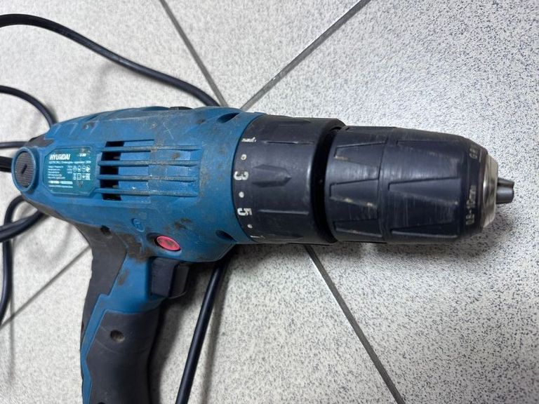 Дешево Hyundai D 350 з ломбарду