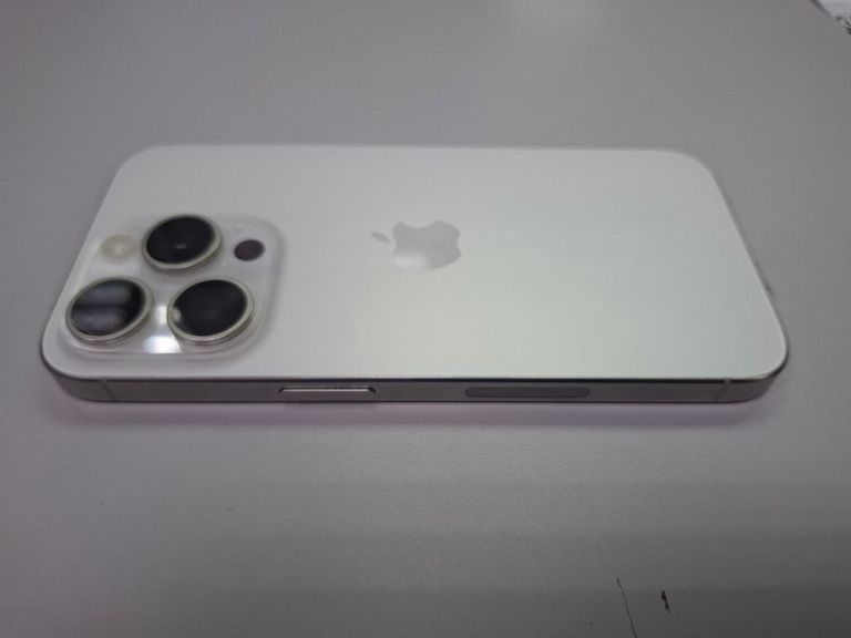 Apple iphone 15 pro 128gb Код:01-200742177. Зображення 6