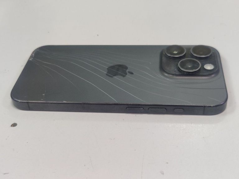 Apple iPhone 15 Pro 128GB eSIM Black Titanium Код:01-200755615. Зображення 5