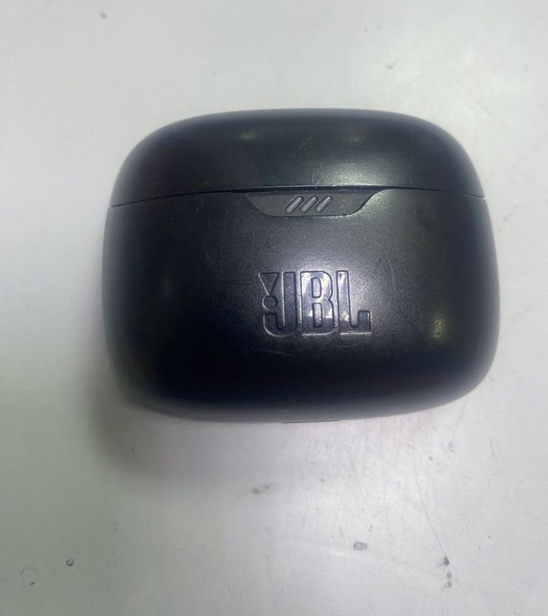Оголошення Jbl tune beam Б/У
