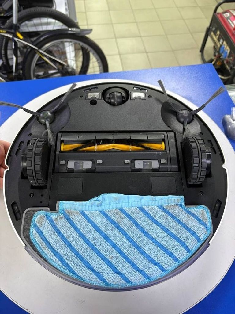 Оголошення Ecovacs Deebot OZMO N10 Б/У