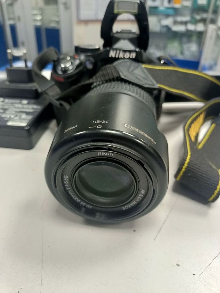 Дешево Nikon d3300 nikon af-s dx 18-55 1-3.5-5.6g vr ii з ломбарду