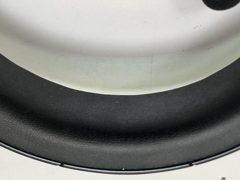 Дешиво Jbl quantum 610 с ломбарда